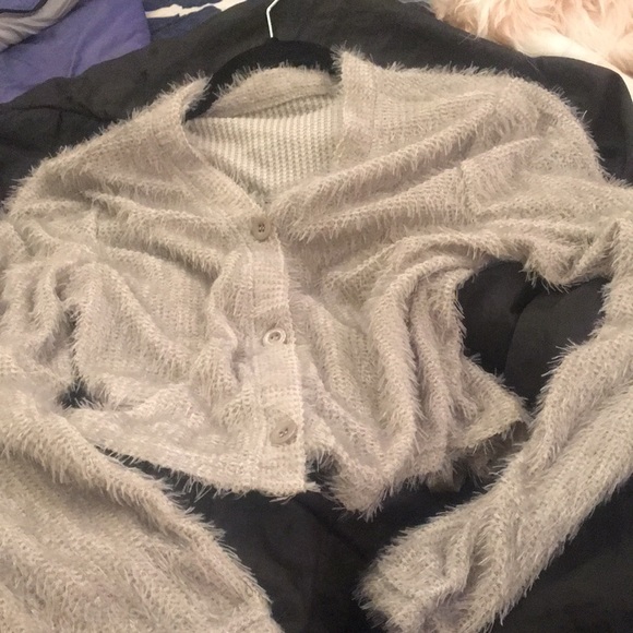 (M) Fuzzy Sweater grey vintage crop long sleeve - Picture 2 of 6
